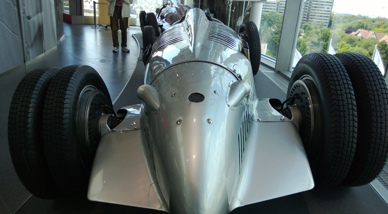 Illustration for article titled Here's A Photo Gallery Of The Most Beautiful German Cars Ever Built